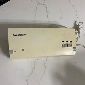 FOODSAVER Ultra Vacuum Sealer *MACHINE ONLY